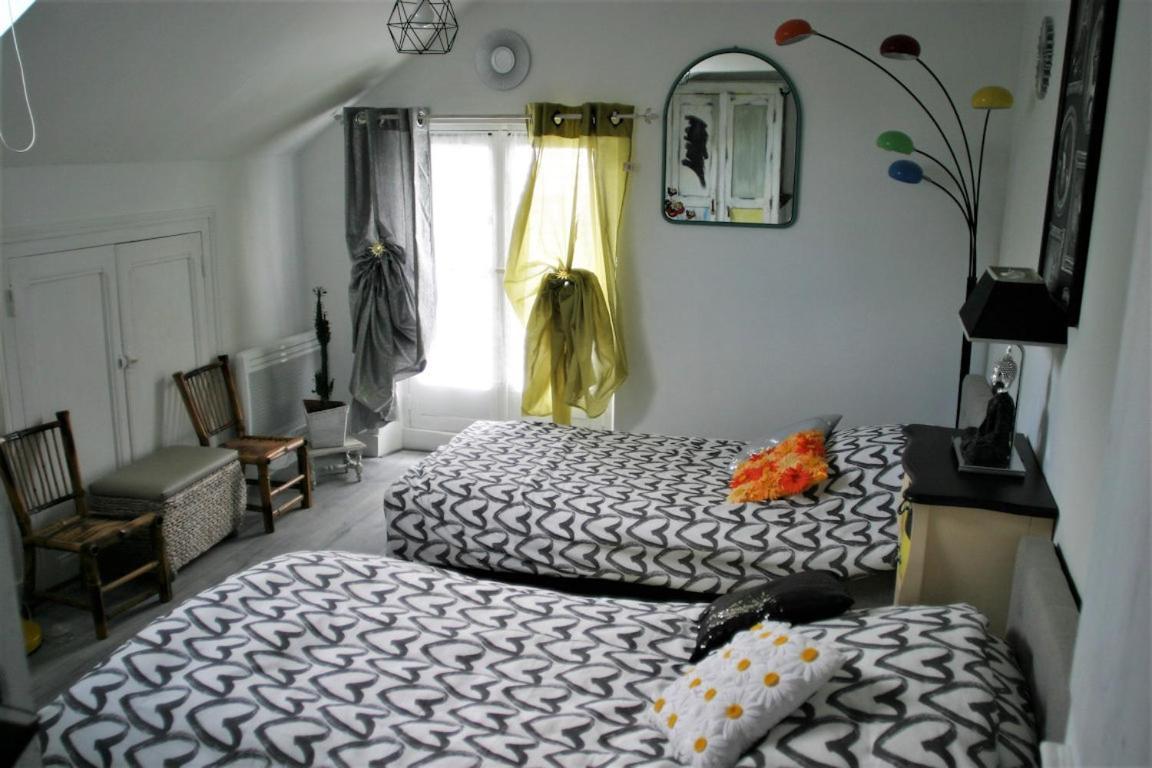 Bed and Breakfast Les Petites Mirabelles Noyers-sur-Cher Exterior foto
